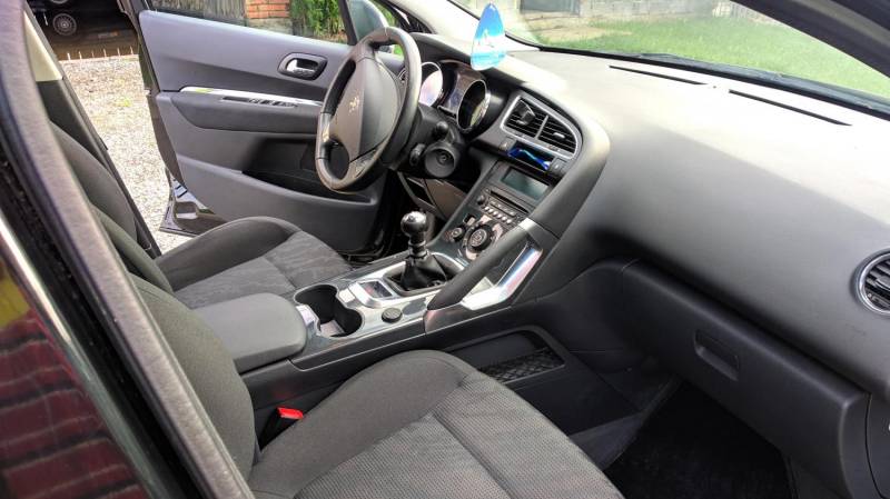 ox_peugeot-3008-16-hdiosoba-prywatna