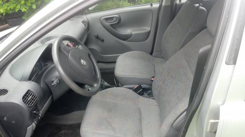 ox_opel-corsa-c-2001r-wspomaganie-kierownicy-12benzyna