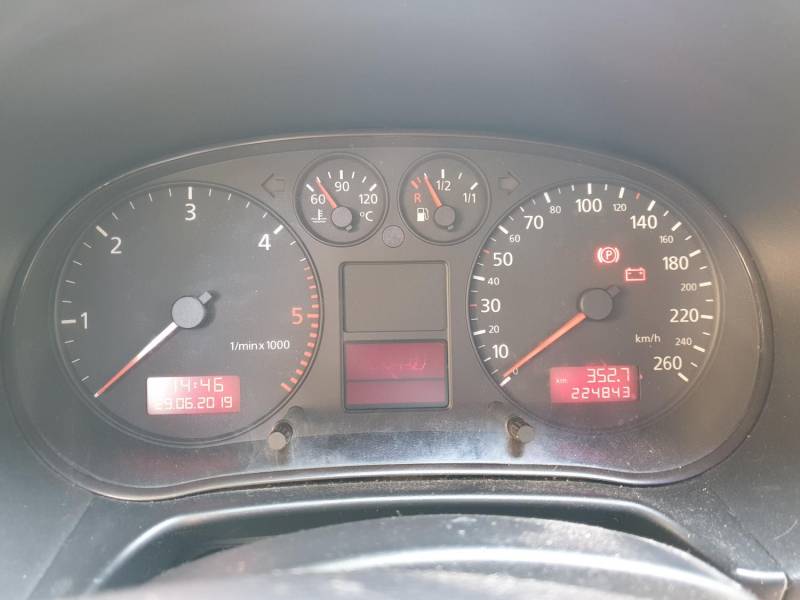 ox_audi-a3-2001-19-tdi-130-km