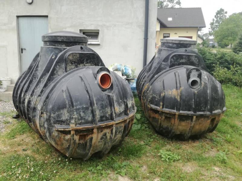 ox_zbiornik-na-szambo-2500l-x2