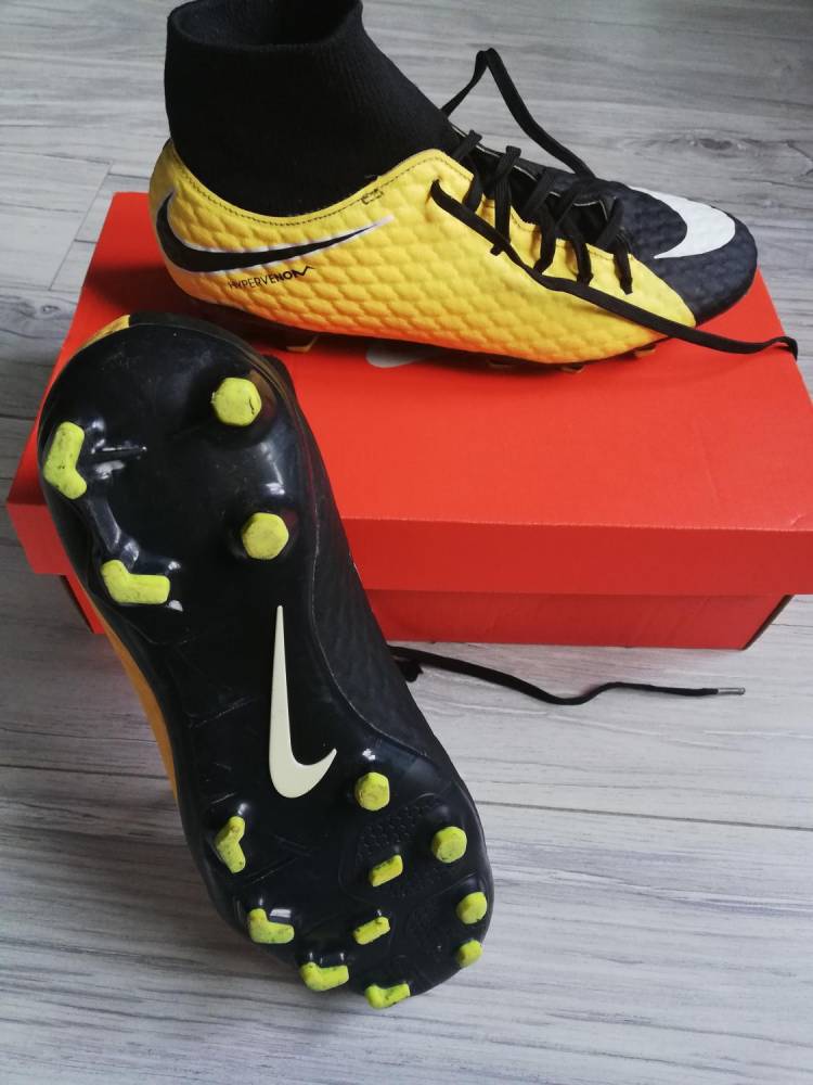 ox_korki-nike-hypervenom-phelon-3-rozm-41