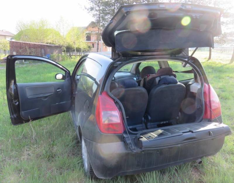 ox_citroen-c2-citroen-c2-14-hdi-ekonomiczny-2005-klima