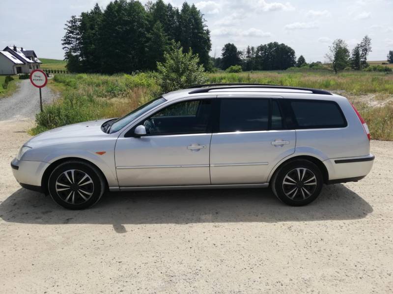 ox_ford-mondeo-kombi-18-klima
