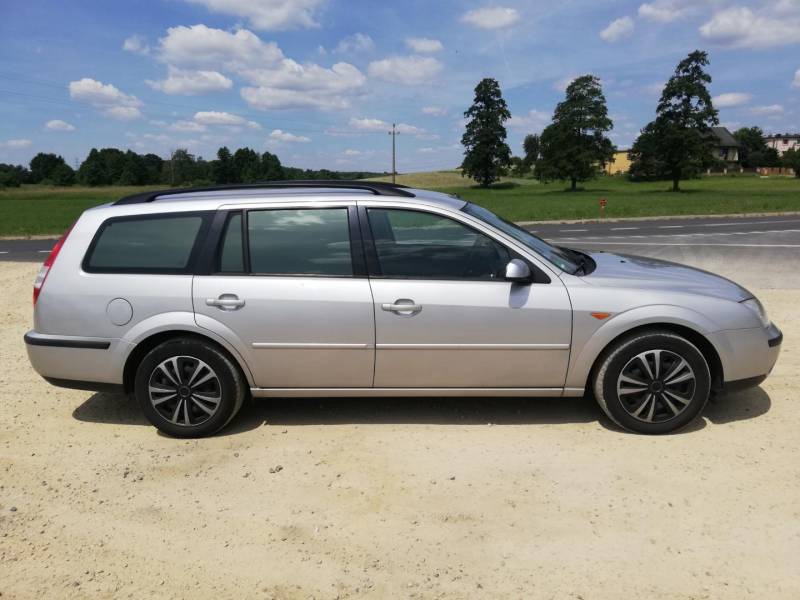 ox_ford-mondeo-kombi-18-klima