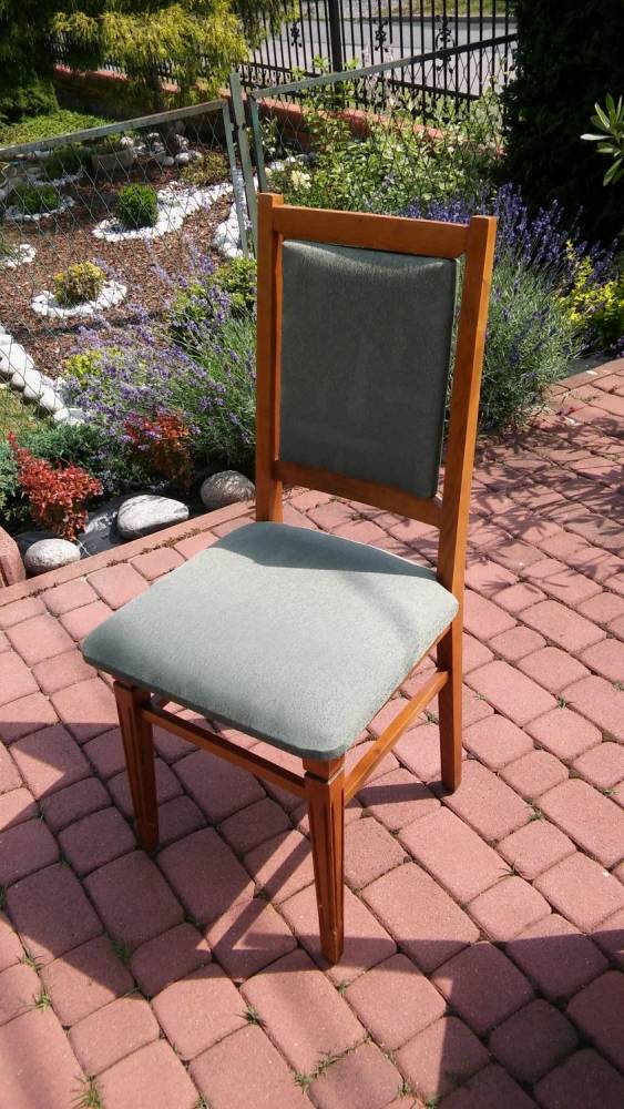 ox_sprzedam-6-krzesel-uzywanych