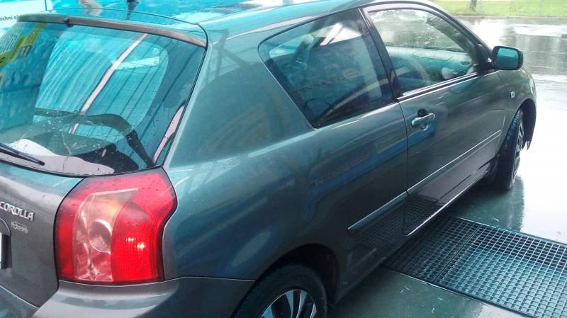 ox_toyota-corolla-2004-14-vti-71kw-seria-e12-2001-2007