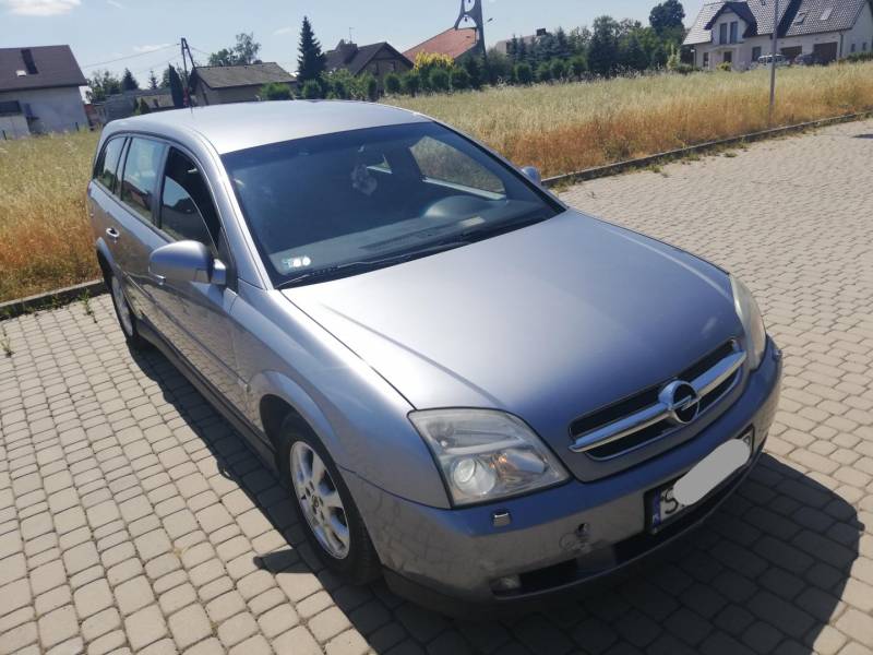 ox_opel-vectra-c-kombi-19cdti-8v-120km-xenon-2005r