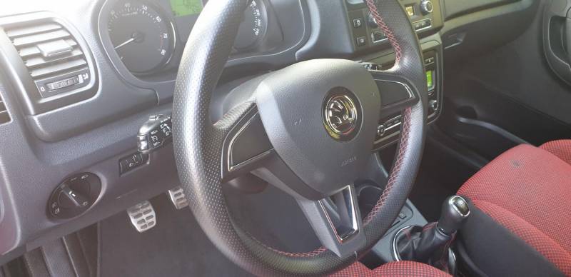 ox_skoda-fabia-12-tsi-monte-carlo-climatronik-tempomat-79000km-2013r