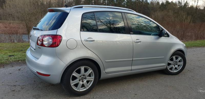 ox_volkswagen-golf-plus-16-tdi-105km-klimatronic-tempomat-2-x-pdc-gwar