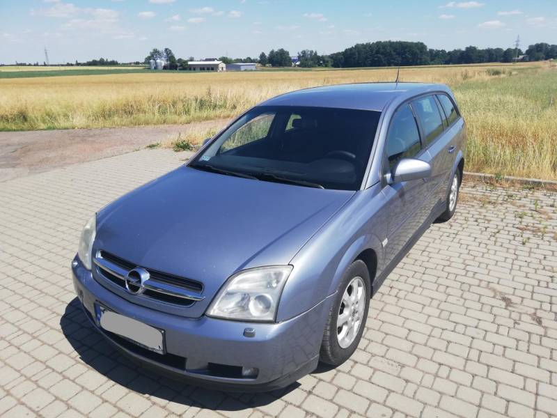 ox_opel-vectra-c-kombi-19cdti-8v-120km-xenon-2005rmozliwa-zamiana