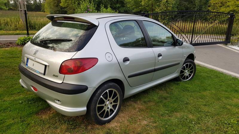 ox_sprzedam-peugeot-206-2008r-benzyna