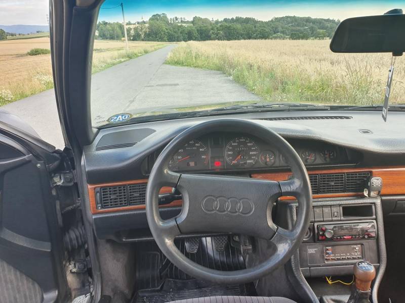 ox_audi-100-c3