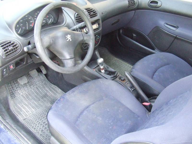 ox_peugeot-206-11-2000r