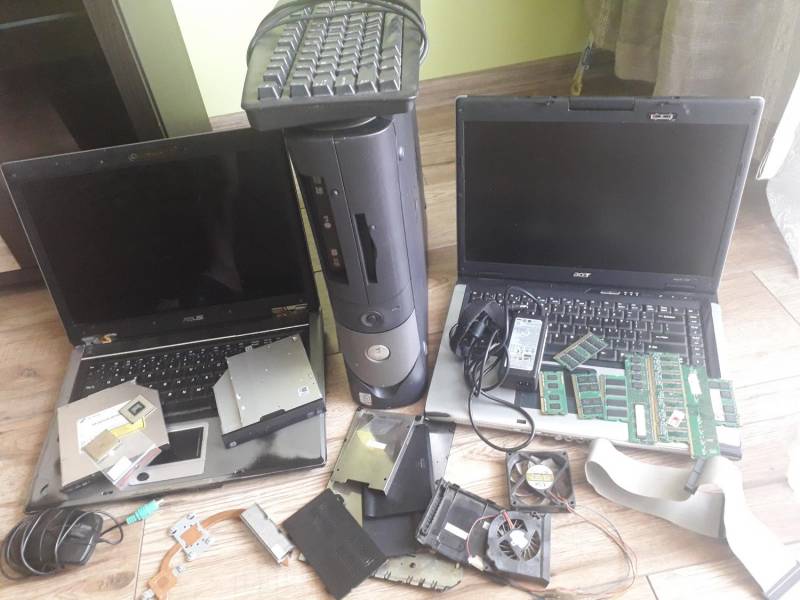 ox_sprawny-zasilacz-logic-500w-i-uszkodzonena-czesci-laptopy-i-telefony