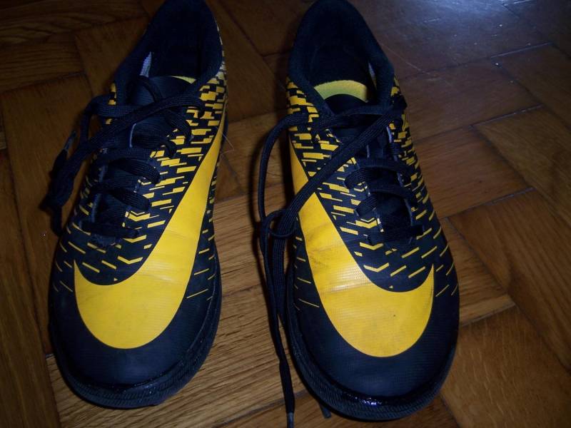 ox_buty-pilkarskie-nike-turfy-rozm-39-dlwkladki-245cm