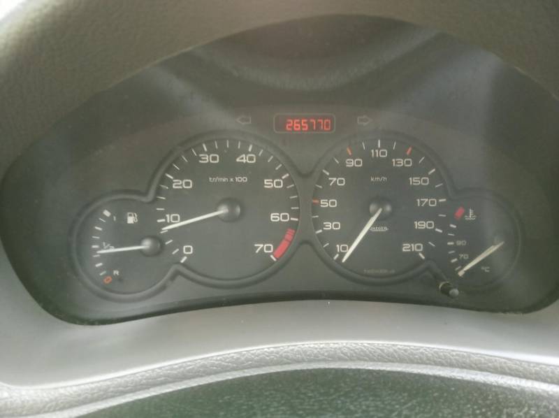 ox_peugeot-206-2000r-14-benzyna-gaz