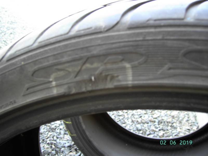 ox_2-x-opony-letnie-2853022-dunlop-sp-9000-extra-load