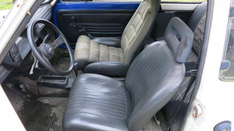 ox_fiat-126p-maluch-sprawny-caly-na-czesci-dwa-silniki-skrzynie-i-inne