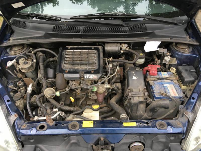 ox_toyota-yaris-2003-klima-diesel-bezawaryjny-malo-pali-45l100km