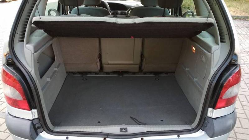 ox_renault-scenic