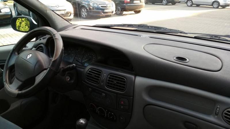 ox_renault-scenic