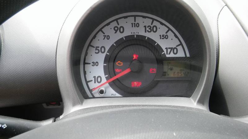 ox_peugeot-107-2009r-tylko-68tys-km