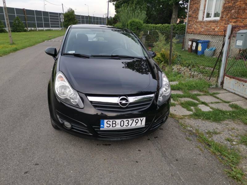 ox_opel-corsa-12-80km-2007r-polecam