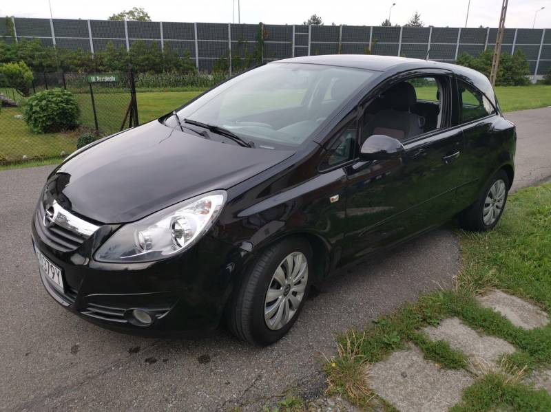 ox_opel-corsa-12-80km-2007r-polecam
