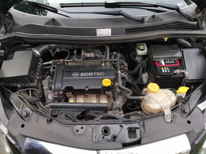 ox_opel-corsa-12-80km-2007r-polecam