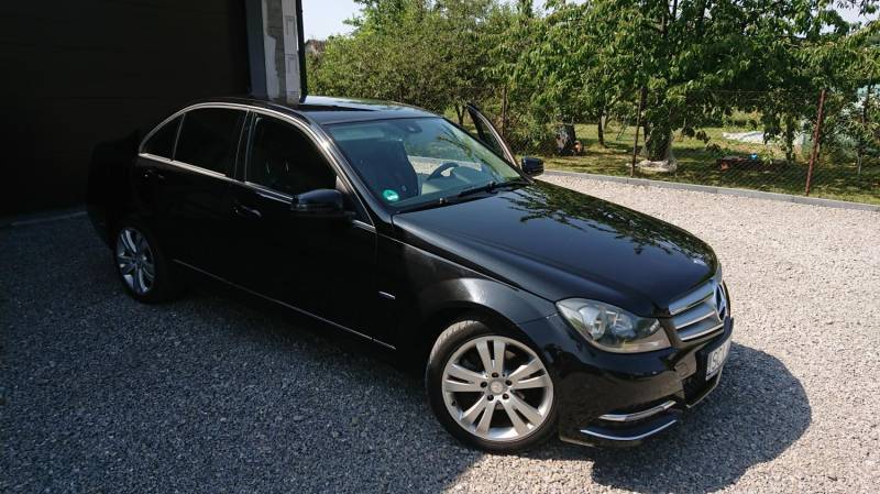 ox_mercedes-avangarde-c-klasa-lift-2011r