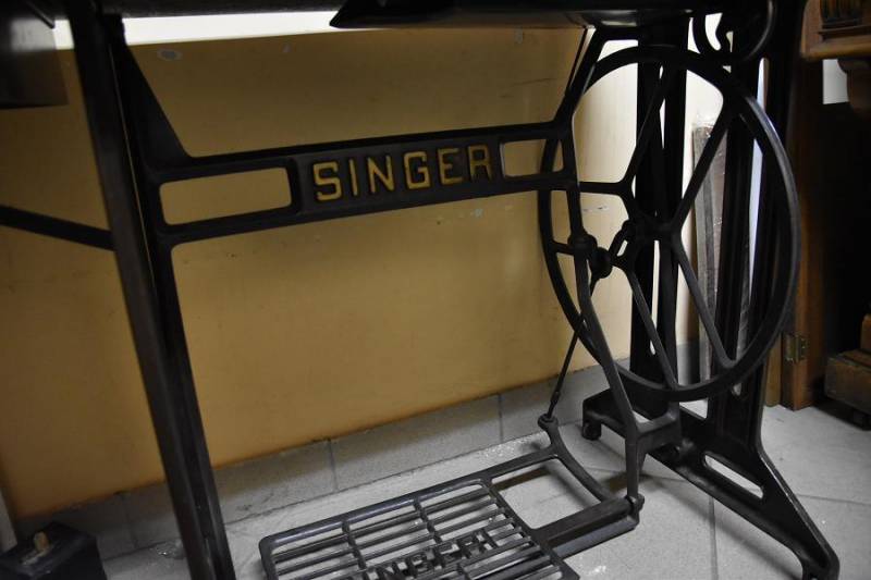 ox_sprzedam-maszyne-do-szycia-singer