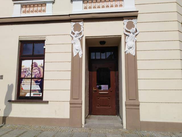 ox_lokal-do-wynajecia-131-m2-rynek-w-skoczowie