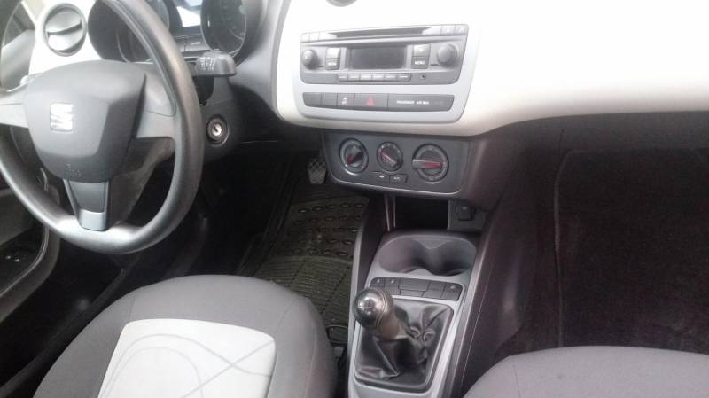 ox_seat-ibiza-lift-2014-r-serwisowany-klimatyzacja-piekny-kolor