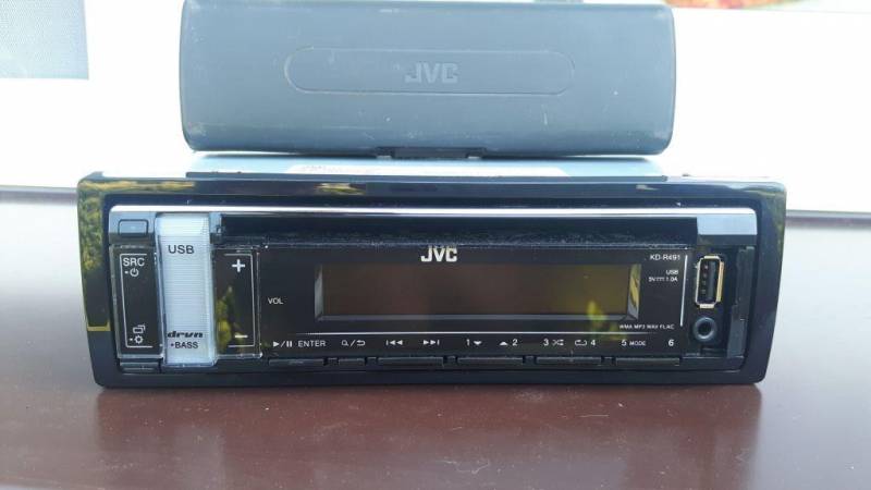 ox_radioodtwrzacz-cd-mp3-z-usb-oraz-aux-firmy-jvc-stan-idealny