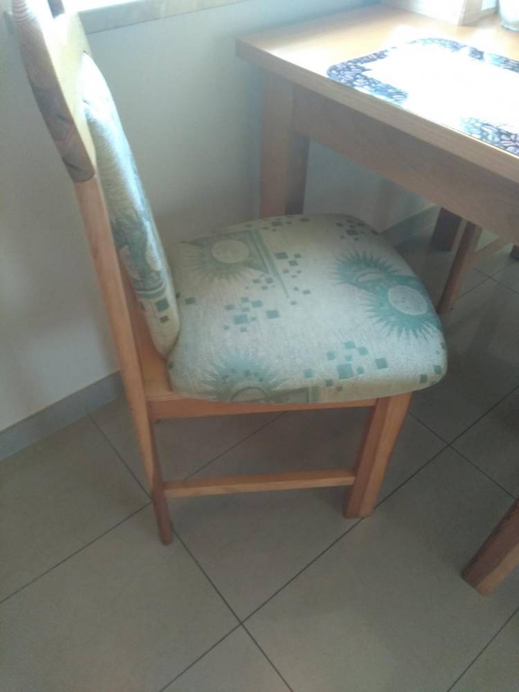 ox_za-symboliczna-kwote-sprzedam-stol-i-4-krzesla
