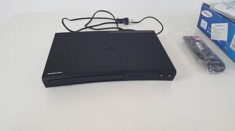 ox_odtwarzacz-blu-ray-samsung-bd-j5500