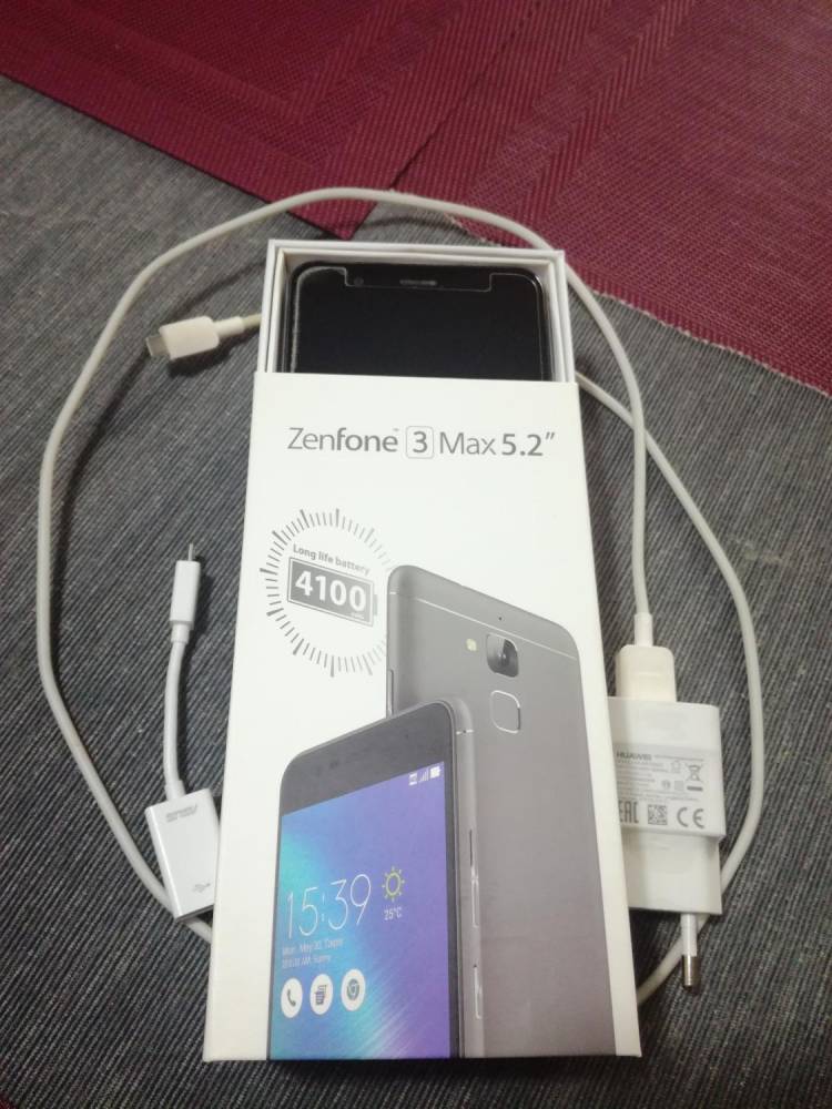 ox_smartfon-asus-zenfone-3-max