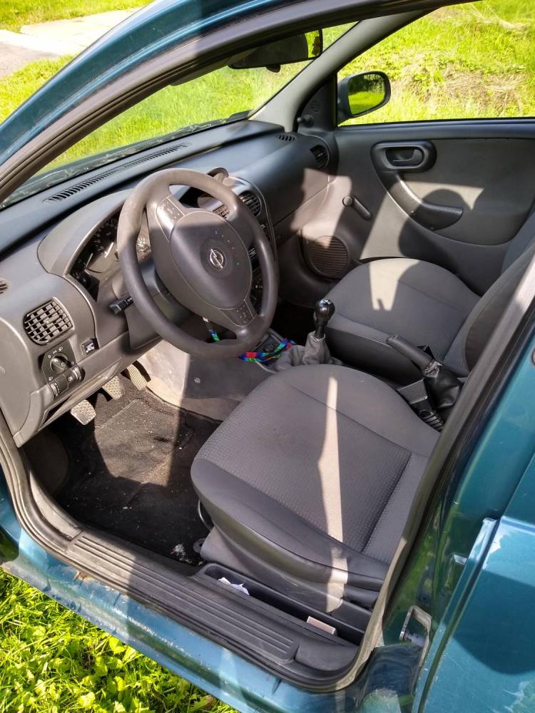 ox_opel-corsa-c-2002-r-lpg