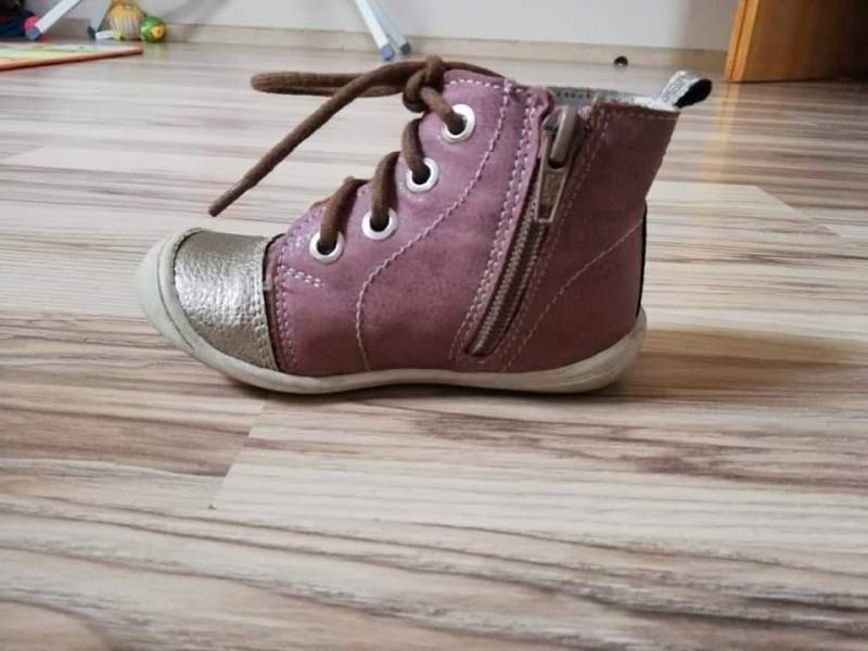 ox_but-dzieciece-ze-skory-kornacki-rozmiar-22-wkladka-14cm