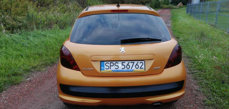 ox_peugeot-207-16-hdi-2007r-od-kobiety