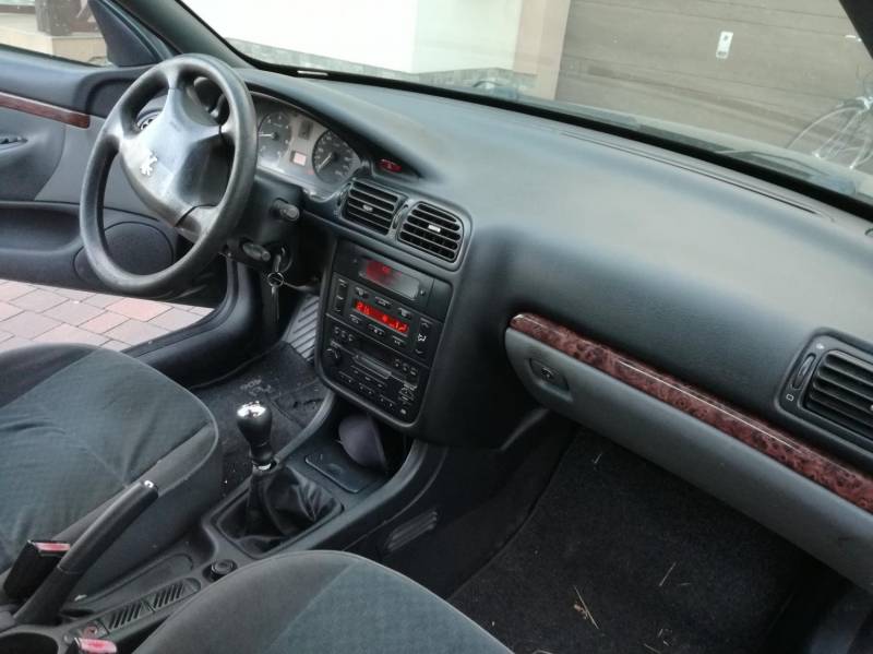 ox_peugeot-406-20-hdi-2001r