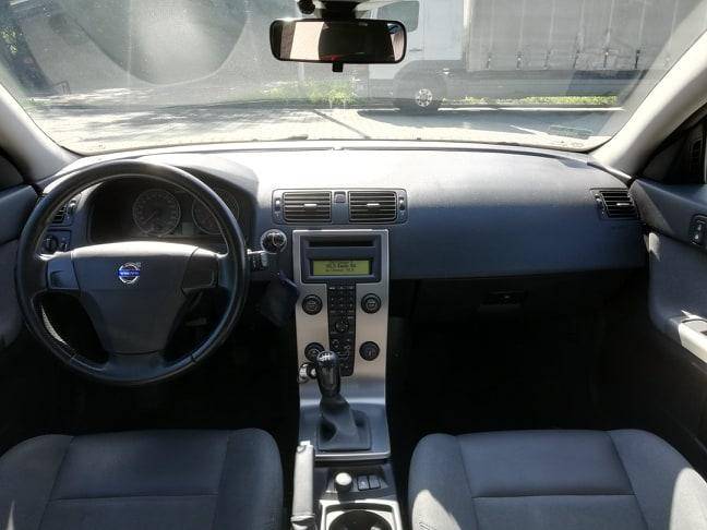 ox_volvo-v50-16d-2004