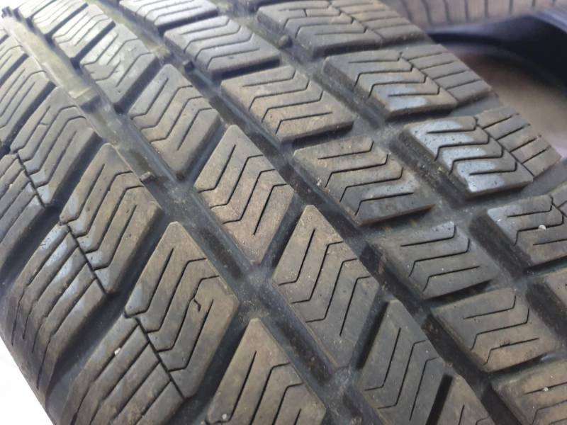 ox_opony-barum-polaris-4x4-23560-r18