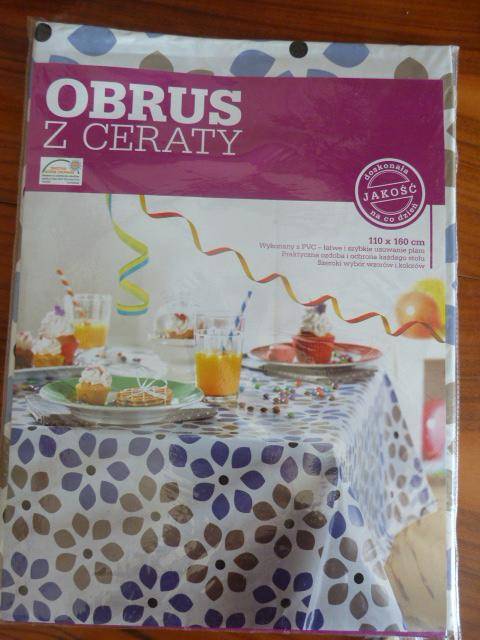 ox_duze-obrusy-z-nadrukiem-z-mocnej-ceraty