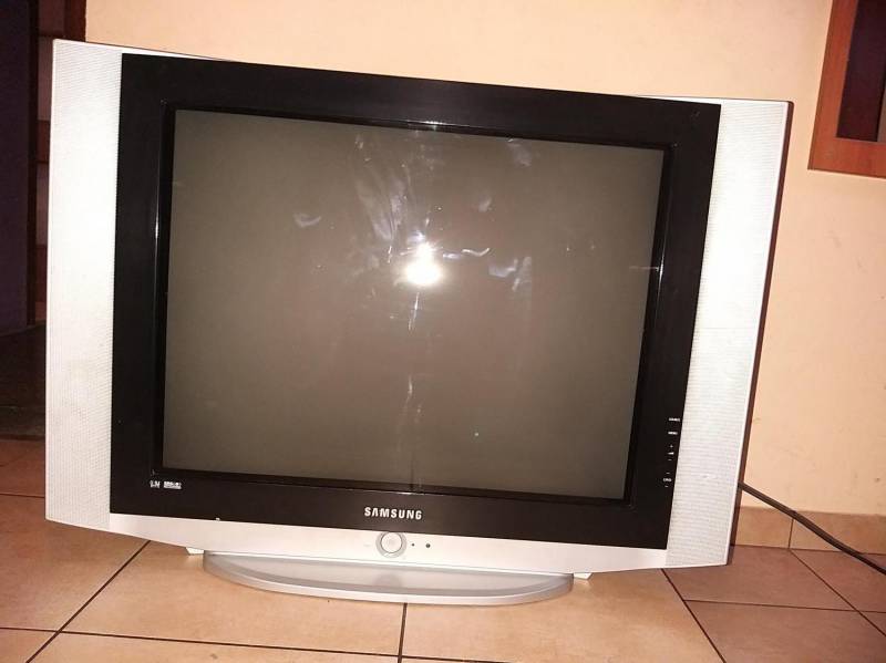 ox_telewizor-samsung-32