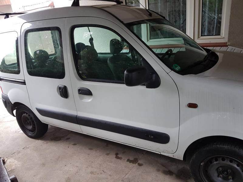 ox_kangoo-2005r-12-lpg-nowy-po-kolizji