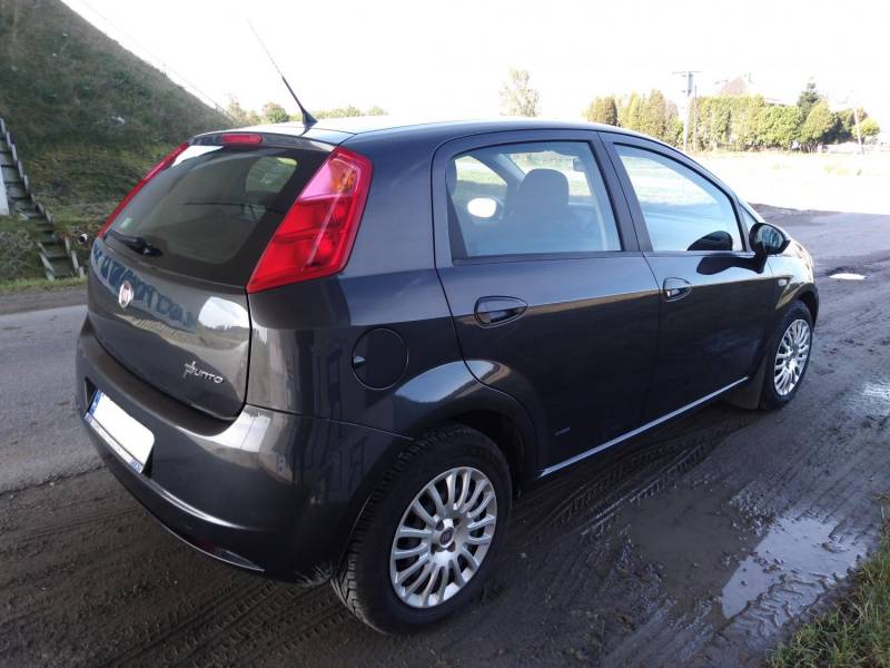 ox_grande-punto-2008r-klima-okazja-35-000-km-przebiegu