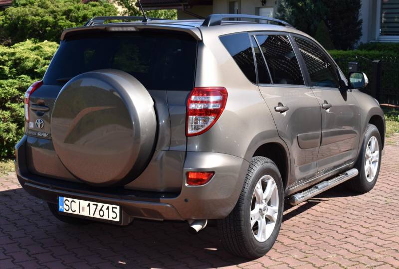 ox_toyota-rav4-iii-4x4-automat