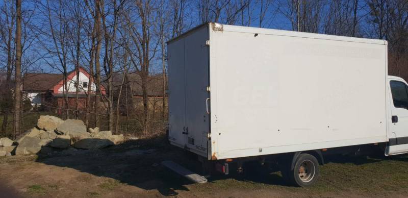 ox_kontener-iveco-35c