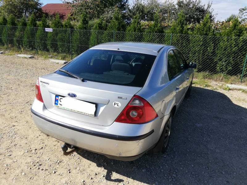ox_ford-mondeo-lift-mk3-20-tdci-130km-6-biegow-200304r